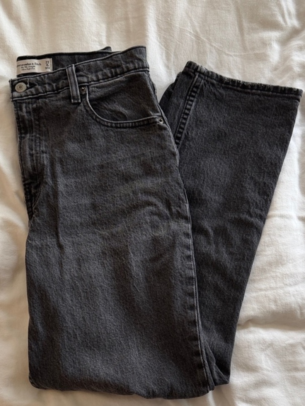 Size 8 Abercrombie & Fitch Black Ultra High-Rise '90s Straight Jeans